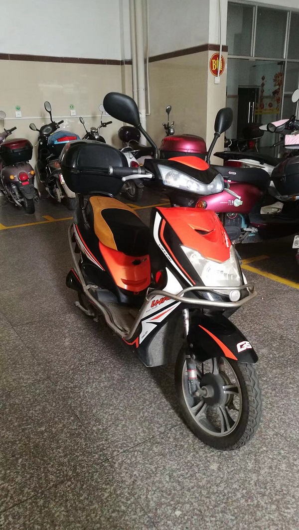 sale item 电动车